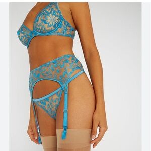 MYLA UK Worn Once! Columbia Road Lace Bra Panty Garter Set in Blue Size 32D/S
